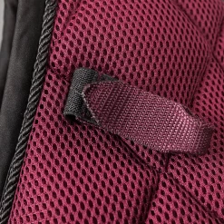 Back On Track Zadeldek Airflow 3D Mesh| Jumping 25 Back On Track Zadeldek Airflow 3D Mesh| Jumping -Equestrian Supply Store 2413AirflowSaddlePadJumpingWineRed05Web 1000x1