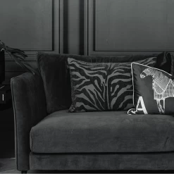 Adamsbro Sierkussen Zebra Jacquard -Equestrian Supply Store 2667 1428x1516