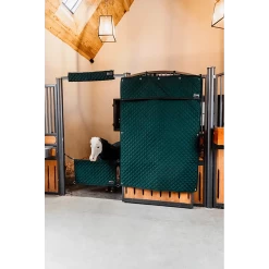 Kentucky Hoofdbeschermer Voor Stal -Equestrian Supply Store 64a5073b0f3d9 7a7af92acc34cdc030b79d45a04fb5aaa541f65a 179A2700