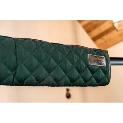 Kentucky Hoofdbeschermer Voor Stal -Equestrian Supply Store 64a5073fcbd68 ac1fe519d3a907809c34657176badb22691b04a8 179A2707